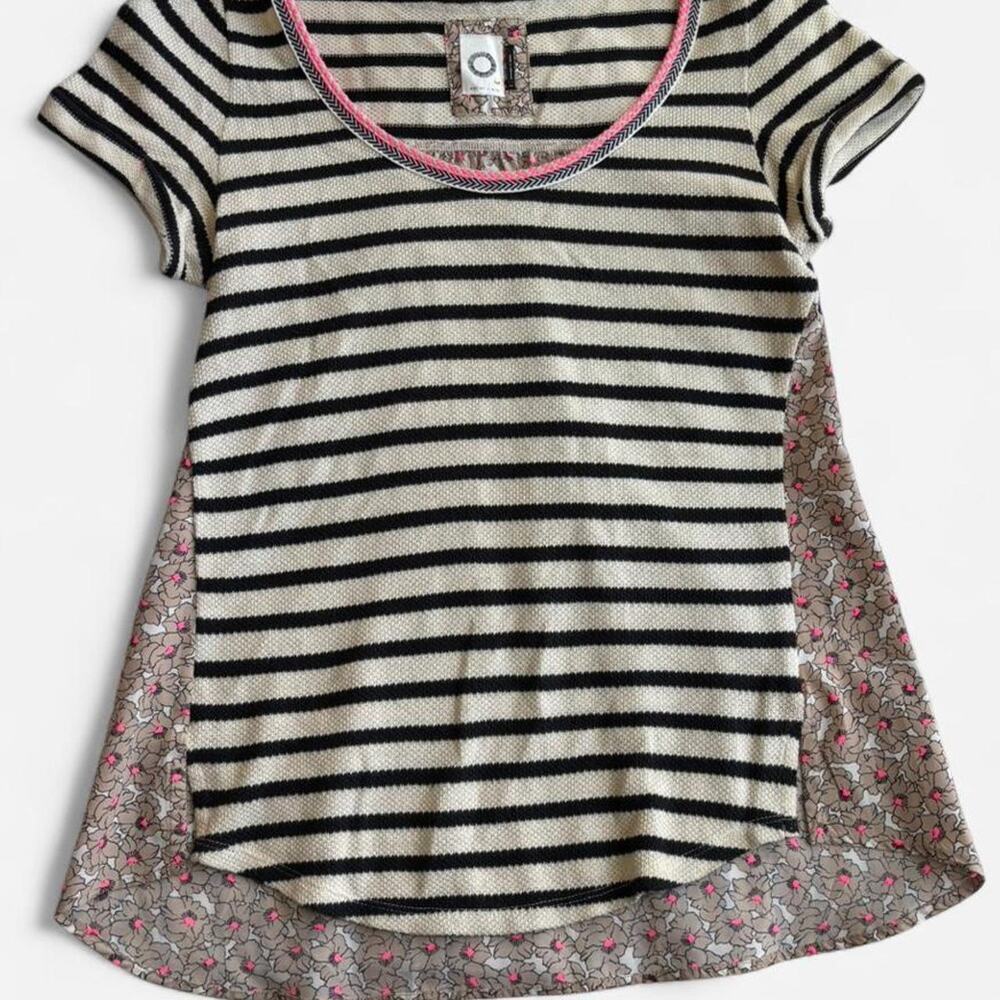 AKEMI + KIN Women XS Knit Top Striped Floral Beaded